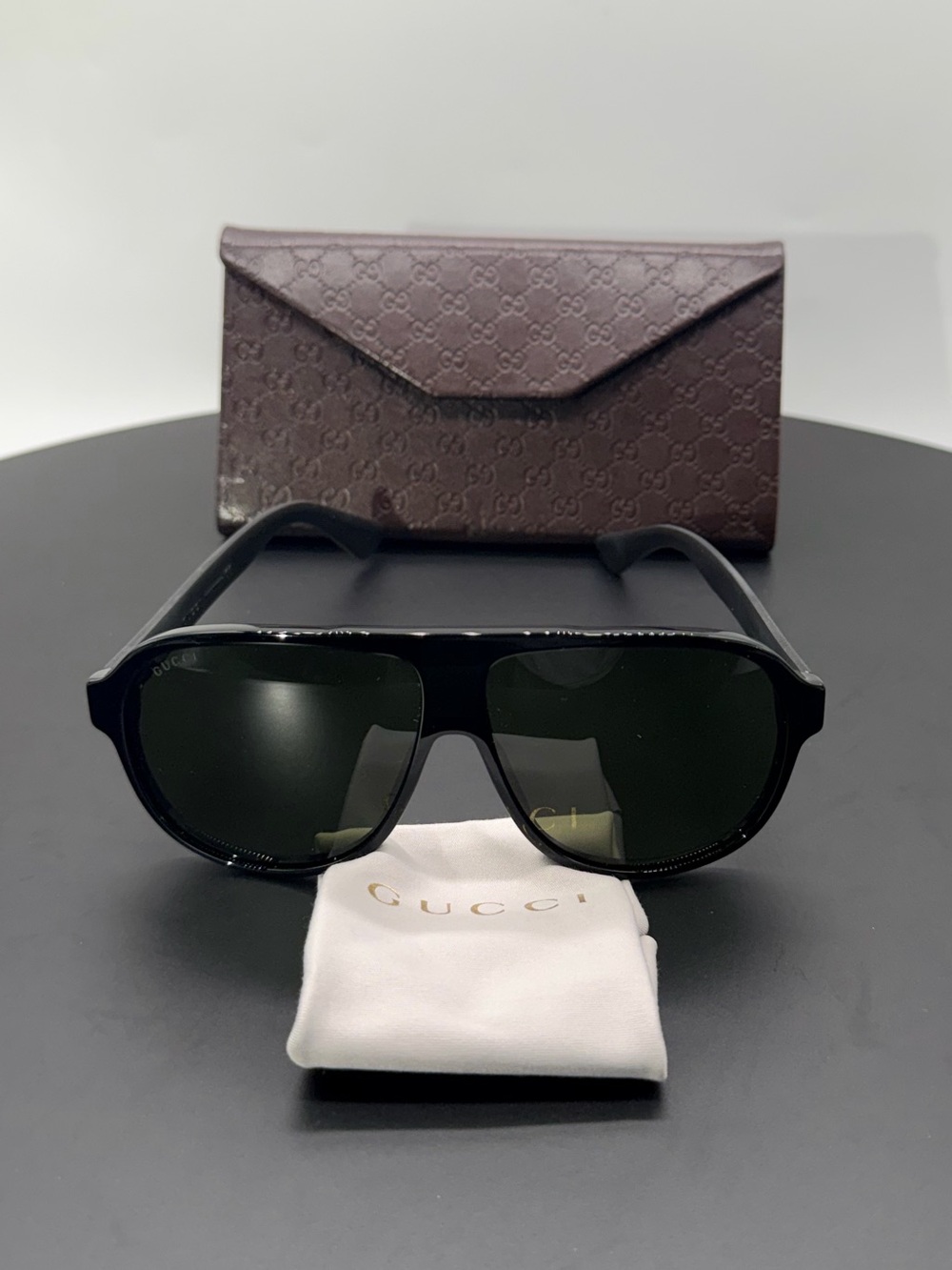 Gucci Aviator Sunglasses with leather case